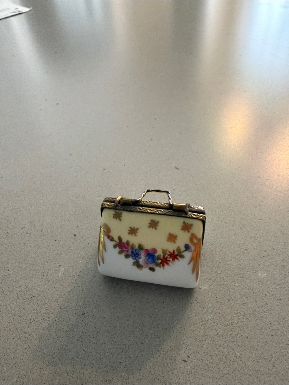 Porcelain Floral Miniature Handbag Trinket Box - White and Gold